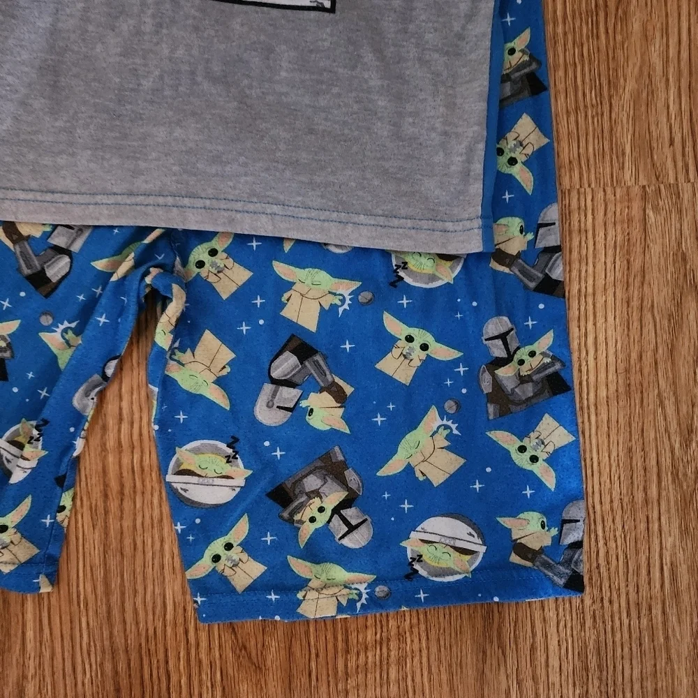 Star Wars Mandalorian blue and gray short sleeve pajama set Size L